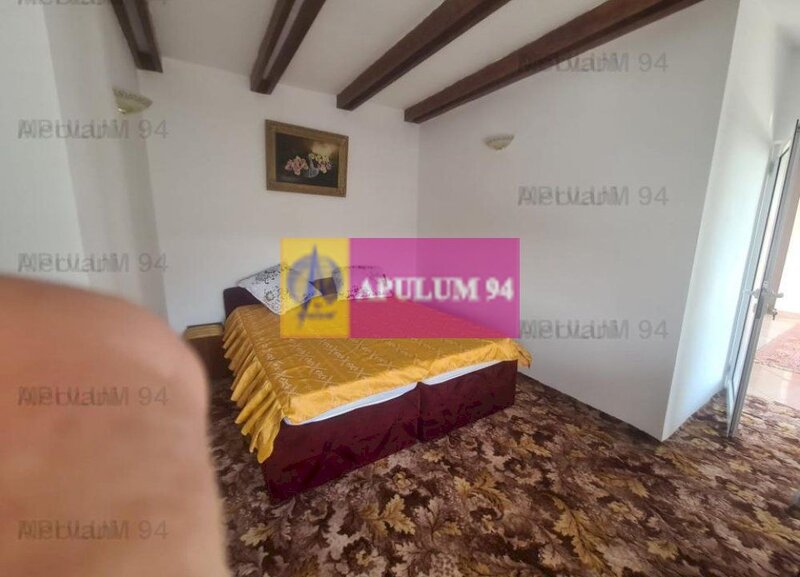 CASA (VILA) DE VANZARE IN CORNU